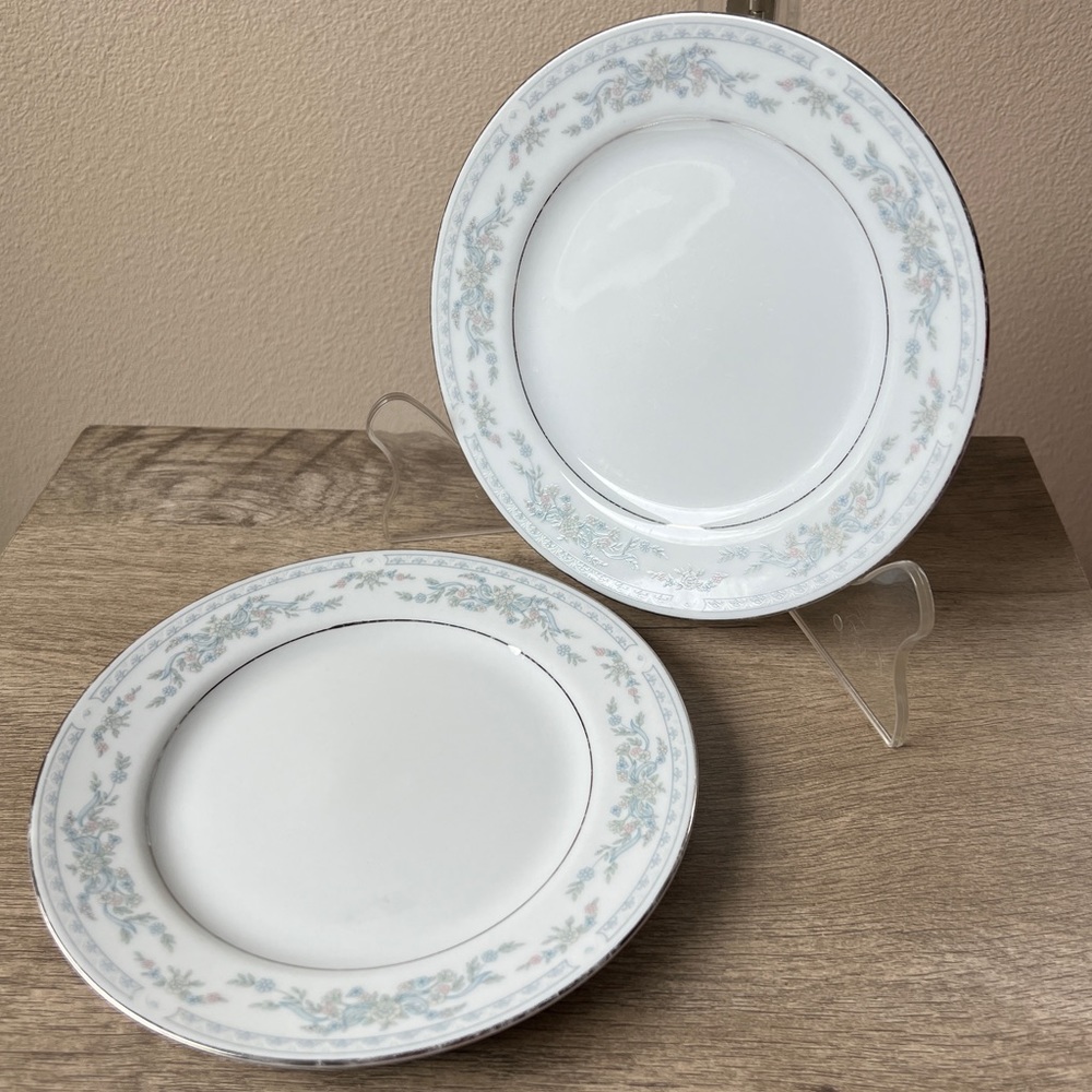 Vintage Set (2) China Somerset by Excel 7" Floral Salad Bread Dessert Plates